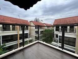 Holland Link (D10), Terrace #503549131